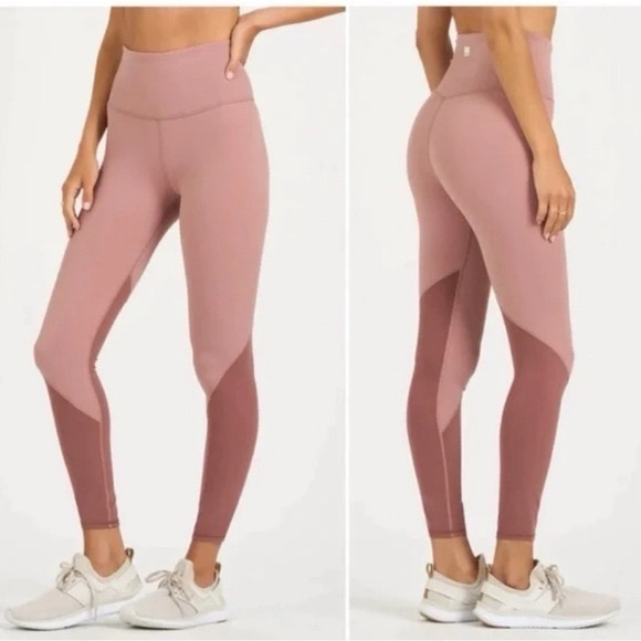Vuori Colorblock Studio Leggings. Light Terracotta. Size medium - Picture 1 of 4